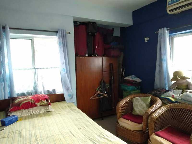 2 BHK Flats & Apartments For Sale In Golf Green, Kolkata (1000 Sq.ft.)