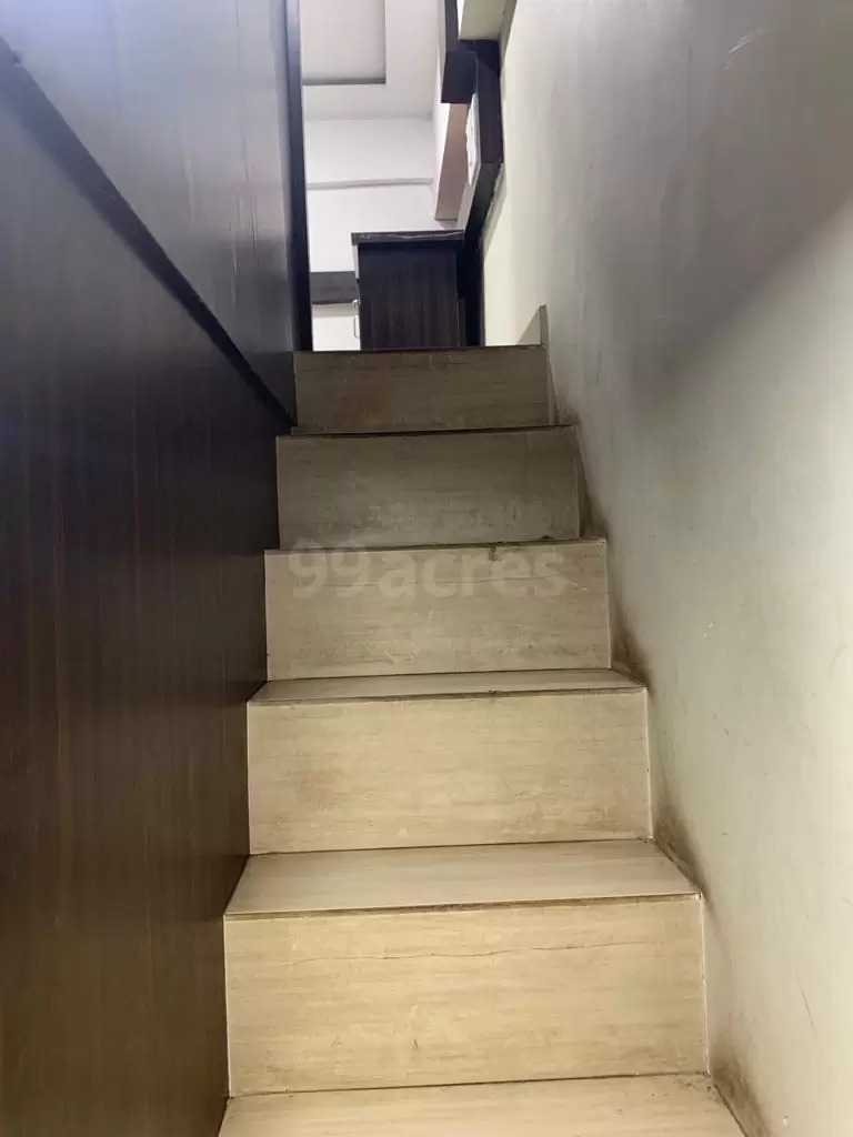 Fully Furnished Office For Rent