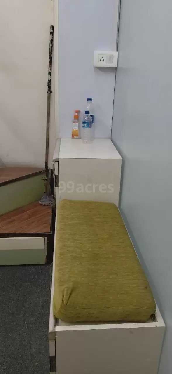 Fully Furnished Office Space