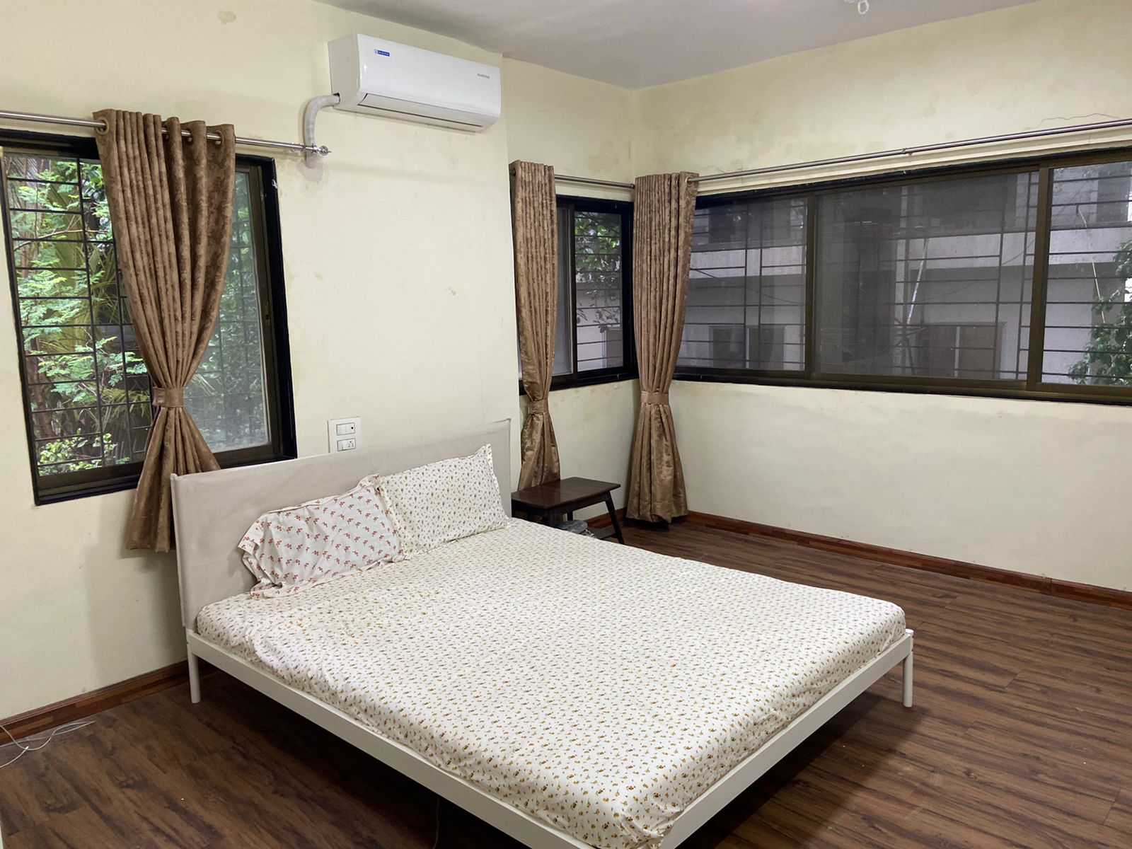 Available In 5 BHK Flat For Rent In Thane City Will Prime Location